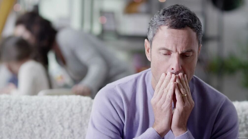 Iemesli, kāpēc vīrieši samazinās vīriešiem pēc 50 gadiem